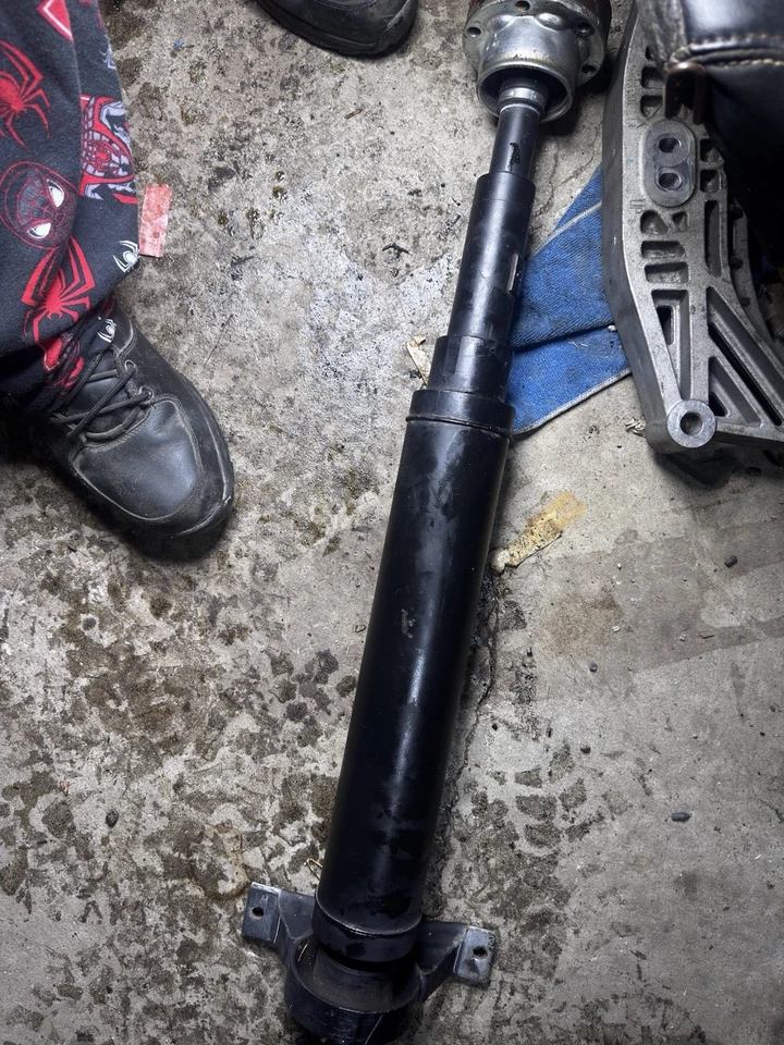 OEM 2015 To2023 Dodge Charger Scat Pack 392 6.4L Drive Shaft 68546850AA 18k Mi - Image 4 of 4