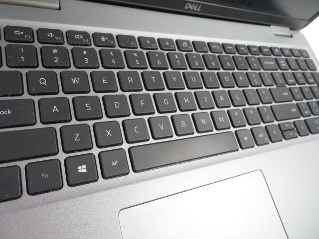 Dell Latitude 5520, 15.6-Inch Laptop, with Intel Core i5 10th Gen.