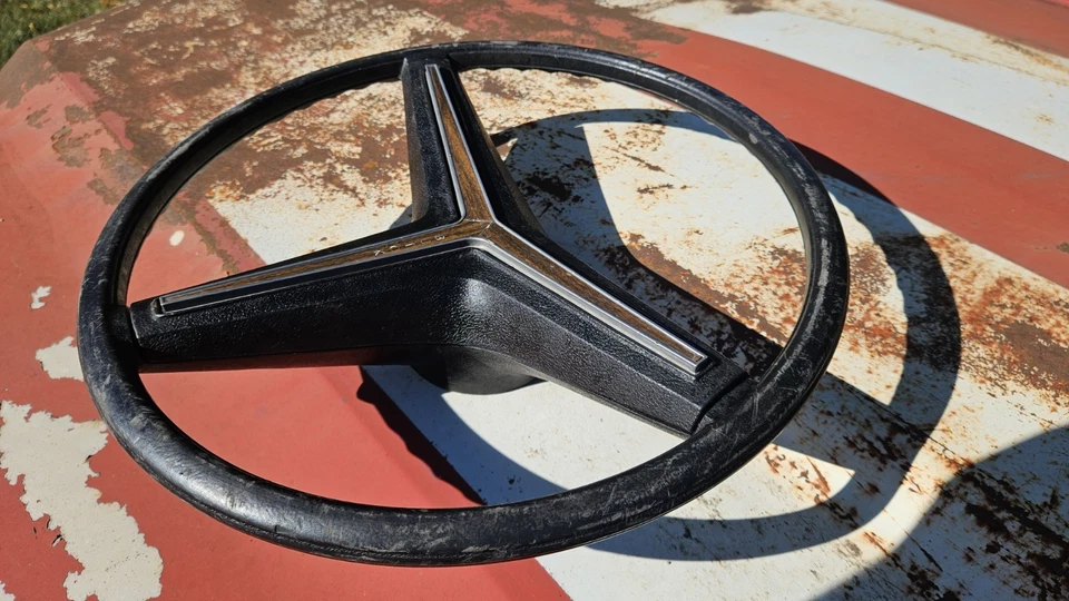 1971-1973 Buick Riviera черный руль деревянный гудок 1972 Centurion  - Изображение 3 из 4