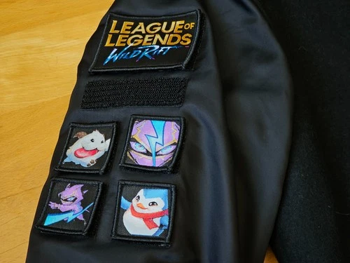 Riot Games League of Legends Wild Rift Varsity Bomber Jacket Black XS Rare image 4