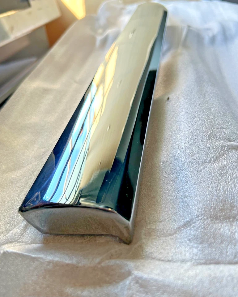 Chevy Bel Air 210 150 1957 barra de capó delantero con kit de instalación - nuevo hecho en EE. UU. Foto 2 de 4