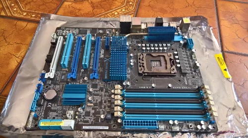 Asus P6X58D-E - Faulty/ Untested