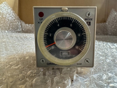 Omron H3BA Timer 0 Seconds to 1 Minute - 第 1/4 張圖片