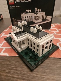 LEGO Architecture The White House 21006 Complete NO discoloration w Box & Manual