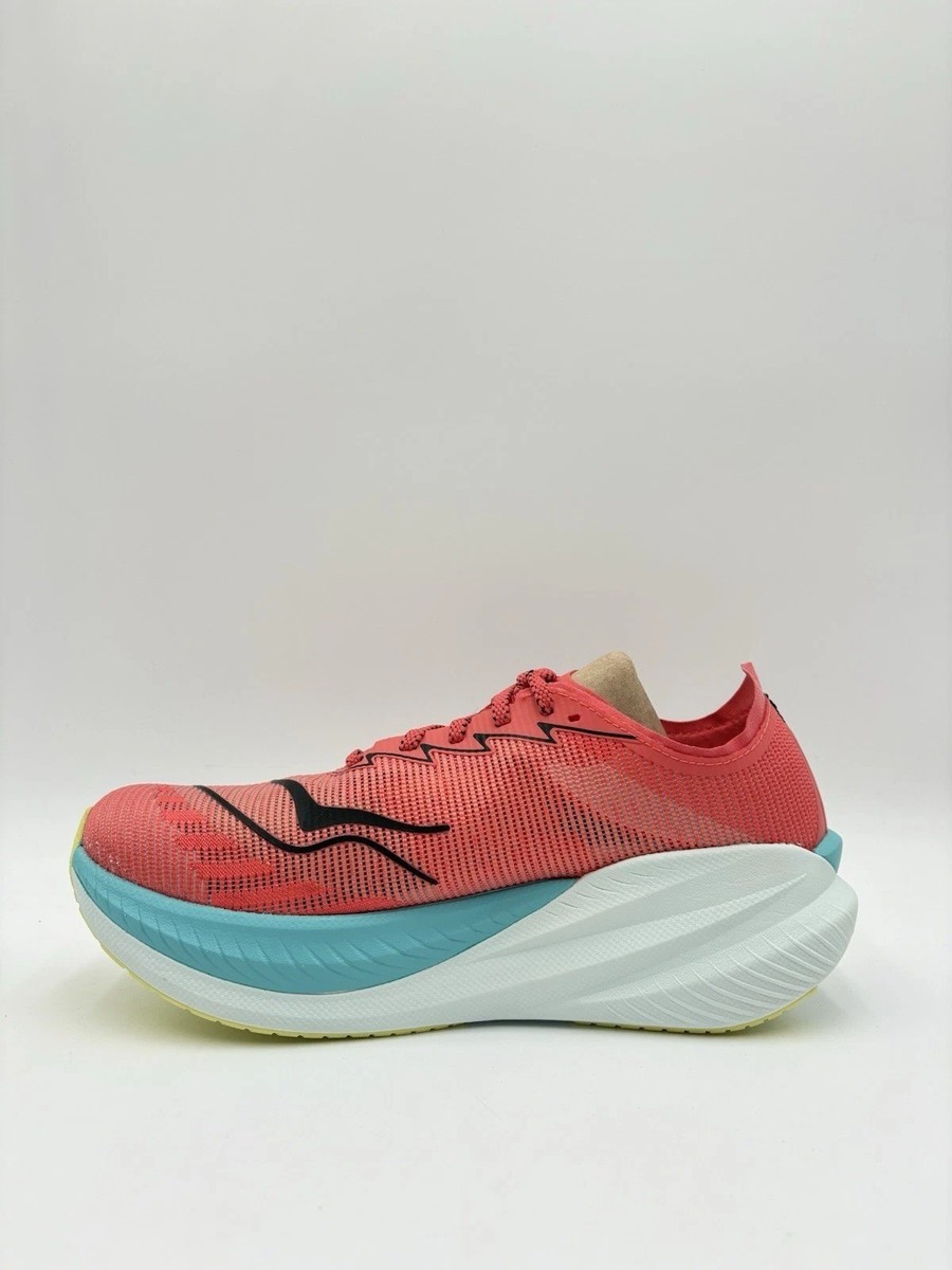 Hoka Men display picture 1