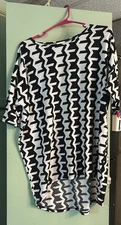 Lularoe Black White Loose Fit Hi Low T-Shirt Top Womens Size Small