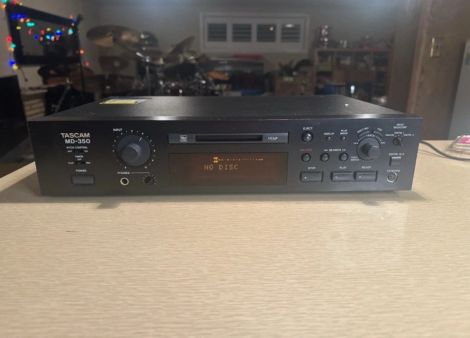 Minidisco TASCAM MD-350 MDLP [Negro] *TOTALMENTE REPARADO + Control remoto nuevo Foto 3 de 4
