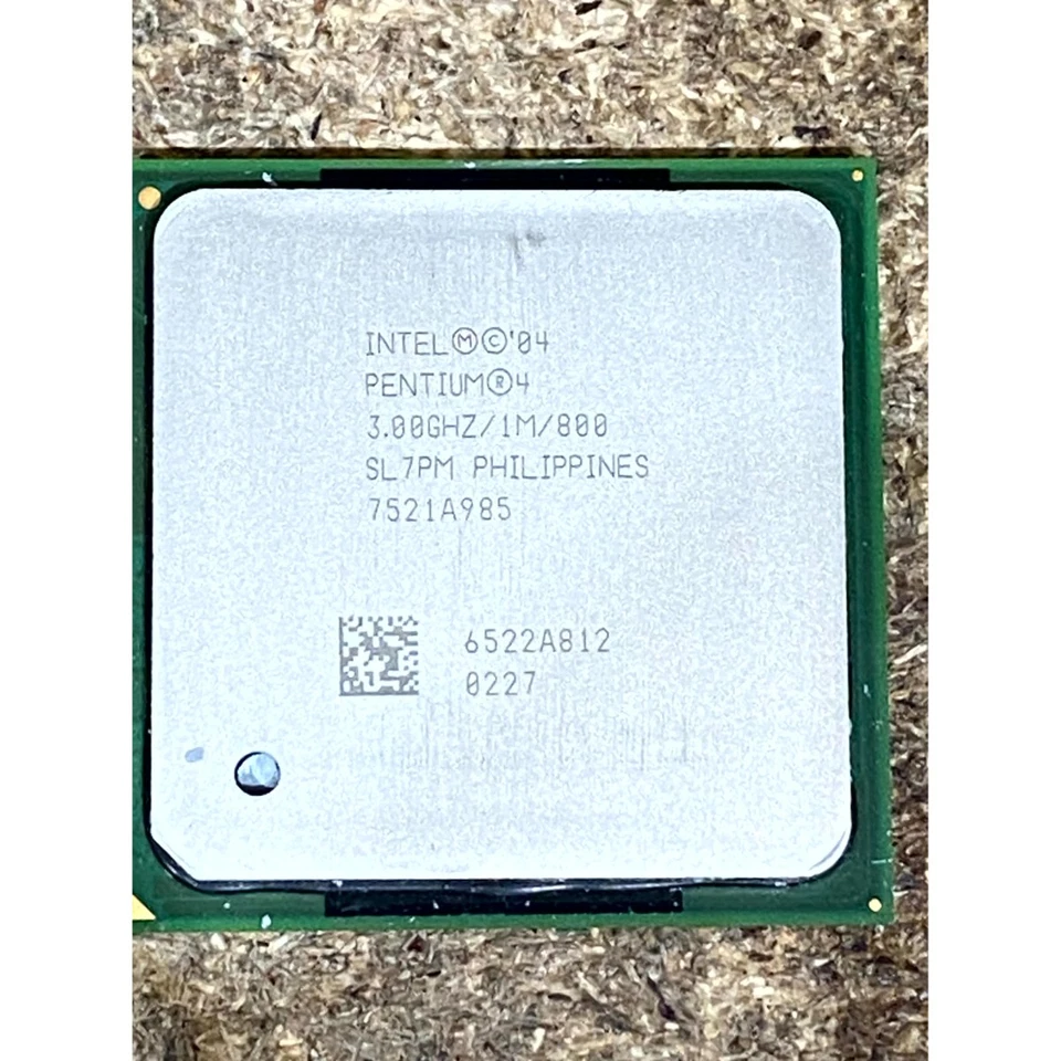 Intel Pentium 4 SL7PM Desktop Computer Processor Silver 3.00GHz 1MB 800 MHz - Image 2 of 4