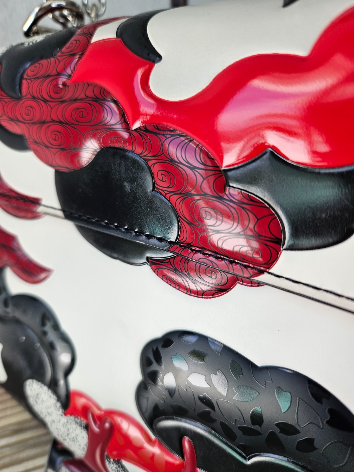 Louis Vuitton Twist MM Patchwork Waves Cruise Col… - image 6