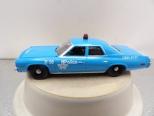 1974 DODGE MONACO MONTREAL POLICE CAR    2019 GREENLIGHT HOT PURSUIT   1:64