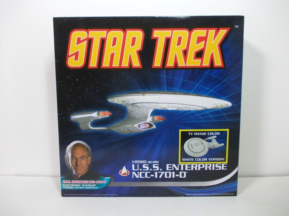 Aoshima Star Trek 1/2000 USS Enterprise NCC-1701-D TV Color