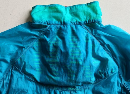 Nike Impossibly Light Running Jacket Size S Small 128-137cm 8-10 Years - Picture 8 of 10