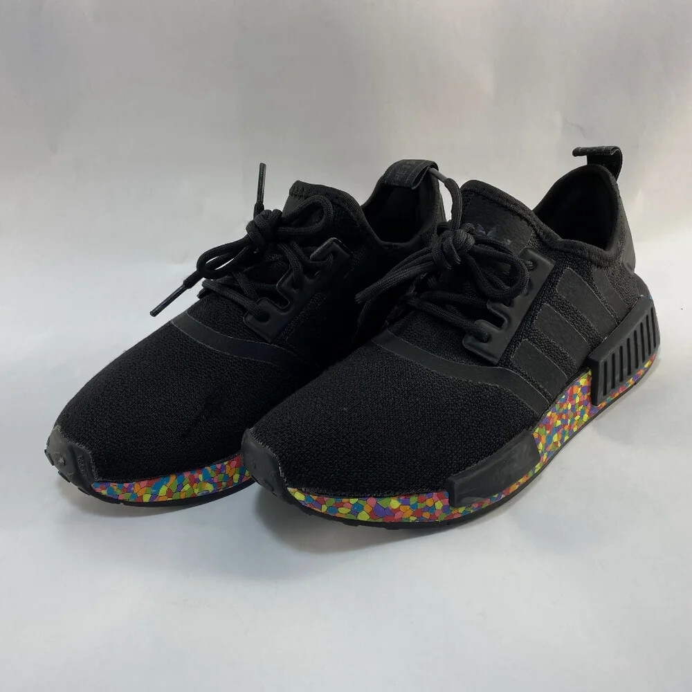 adidas gazelle silver green womens Adidas NMD R1 Overkill Firestarter (Friends & Family) – Story Cape Town main image 1