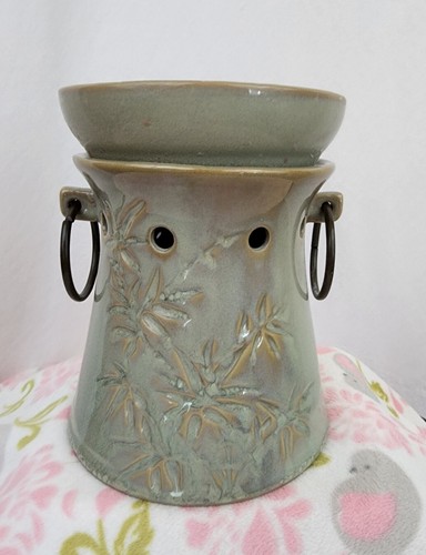 Scentsy Bamboo Tali Lamp Wax Warmer Large Full Size Jade Green Includes bulb box - Picture 2 of 12