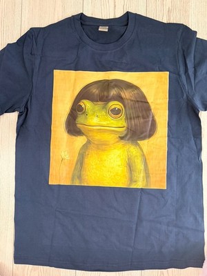 Funny Frog with a BOB HAIRCUT   Renaissance Portrait T-Shirt   Navy,Large,cotton