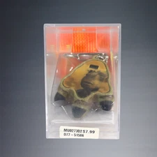 VINTAGE WALT DISNEY DINOSAUR MOVIE HOLOGRAPH DINOSAUR FOOT DIGITAL KEYCHAIN NIB