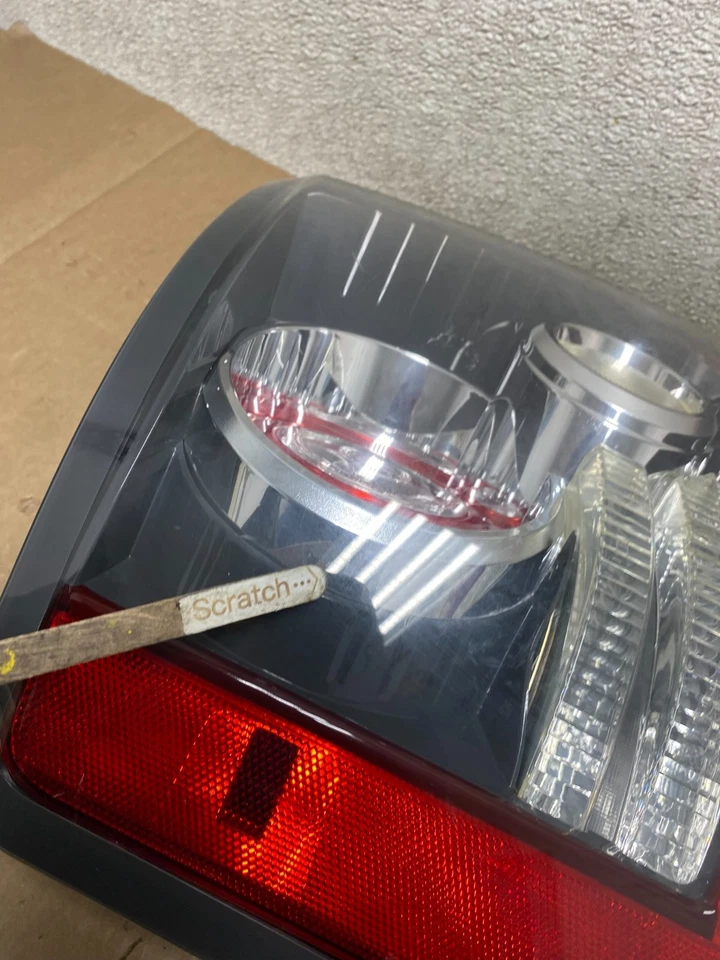 2010 - 2011 Land Rover Range Rover Sport Left Driver Tail Light Oem T7786 DW - Image 4 of 4