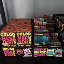 NeeDoh Cambio de Color y Bonito Cubo Lote de 22 con Cajas de Pantalla. 🔥OFERTA 100% Auténtico