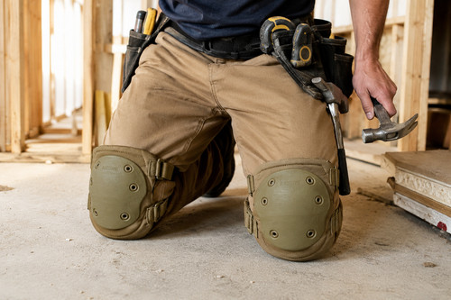 BLACKHAWK! Tactical Knee Pads Coyote Tan Military Construction Work Gear Pair