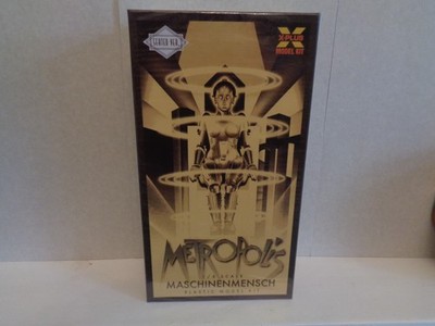 X-Plus Maschinenmensch Seated Maria Metropolis Reissue 1/8 Model Kit Neu Sealed