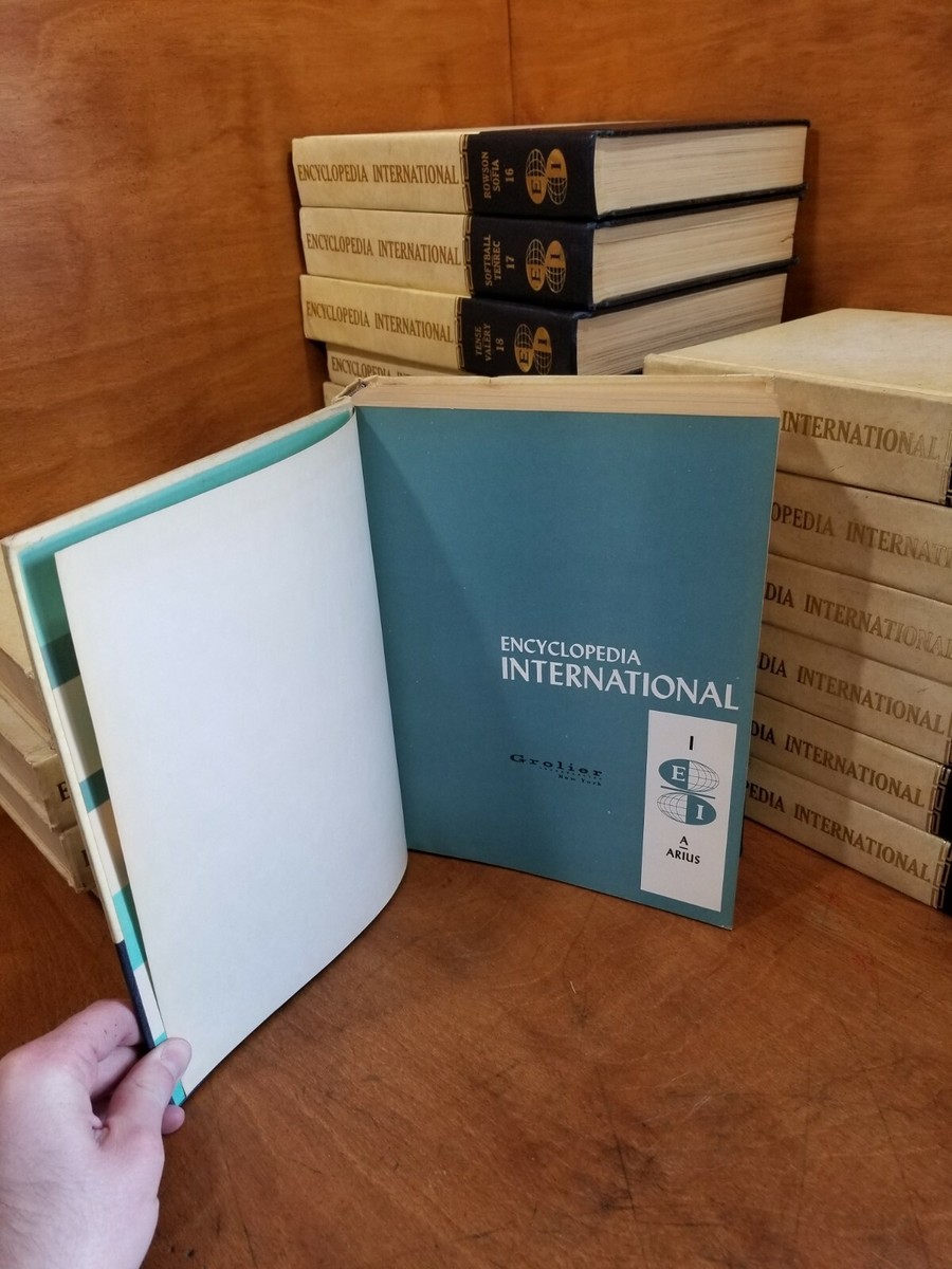 1969 Encyclopedia International EI By Grolier 20 Piece Set 1969 Encyclopedia International EI By Grolier 20 Piece Set