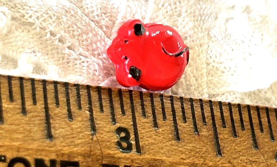 Vintage Czech Glass Realistic MOUSE Button. Paint Detail. NOS. 5/16 inch - Image 4 of 4