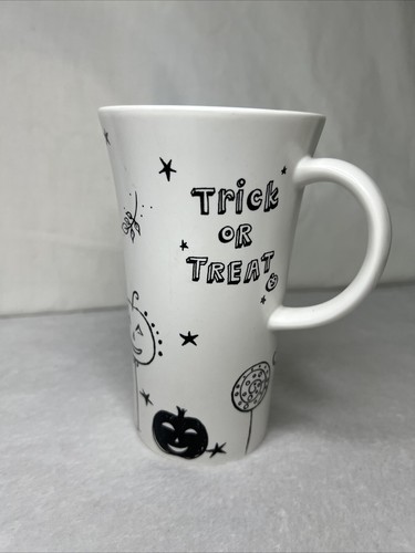 Starbucks Coffee Cup Mug 14 Oz Halloween Tall Black White Trick Treat 2007