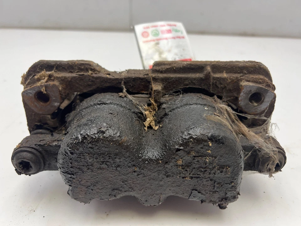 Silverado Sierra 1500 1999 2000 pinza delantera lado del pasajero derecho fabricante de equipos originales 19331021 Foto 4 de 4