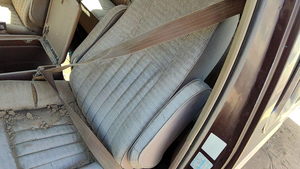 1988 Ford F150 Driver Left Front Seat Belt Retractor Oem Shoulder Tan - Изображение 2 из 4