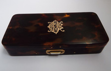 BEAUTIFUL ANTIQUE 1911 STERLING SILVER, 9CT GOLD & FAUX TORTOISESHELL TABLE BOX