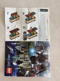 LEGO Harry Potter: The Lab (30111), missing Harry's black pants
