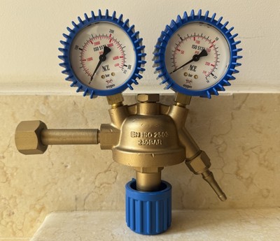 Druckminderer mit zwei Manometern für Sauerstoff Ace Made In Italy