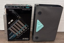 VTG 1986 Aiwa HS-J600 FM  AM Cassette Recorder Radio Works Cosmetic Near Mint
