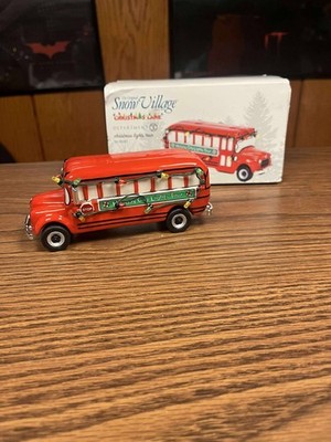 2004 Department Dept 56 Snow Village Christmas Lane Lights Tour Bus 55267 -READ