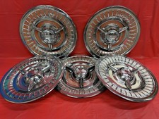 Vintage Set Of 5 1958 Oldsmobile 14 Deluxe Spinner Hubcaps 88 98 Dynamic Fiesta Vintage Set Of 5 1958 Oldsmobile 14 Deluxe Spinner Hubcaps 88 98 Dynamic Fiesta