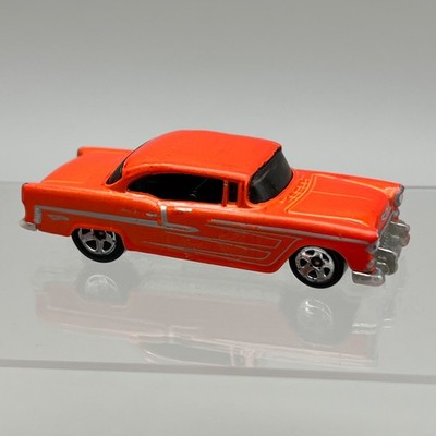 Hot Wheels '55 Chevy Bel Air Orange Hot Auction Maßstab 1:64 Diecast Post Discs 4T