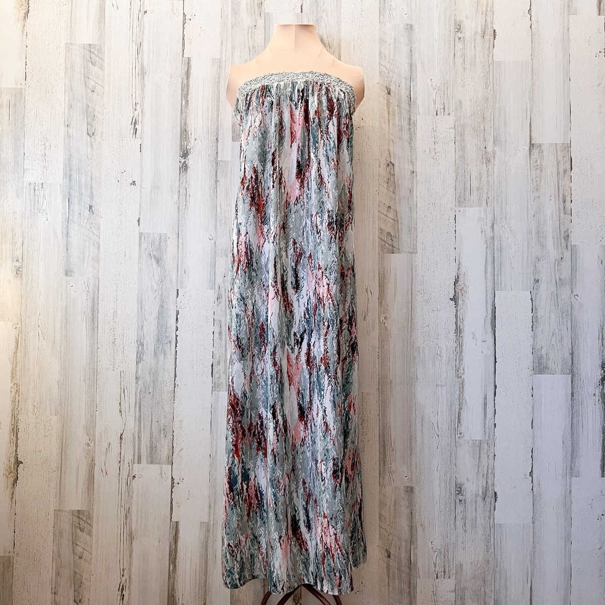strapless maxi flowy dress Ethena Strapless Ruched Goddess Maxi Dress L main image 1