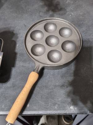 Cast Iron Aebleskiver 7 Holes Danish Pancake Pan Wood Handle Mold 1