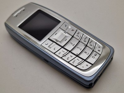 Wenig gebrauchter Zustand entsperrt funktioniert Nokia 3120 eisenblau Handy 3POSTUK