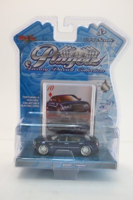 Maisto Playerz 1:64 Diecast Blue Chrysler 300C Hemi