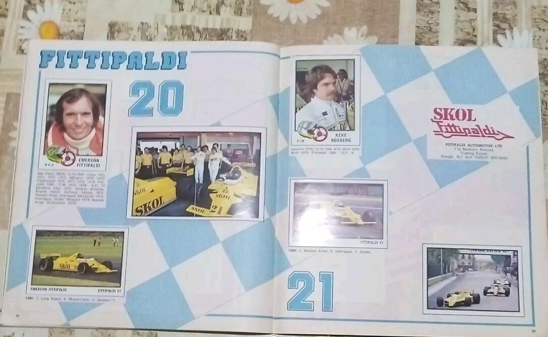 Foto 18 di 24