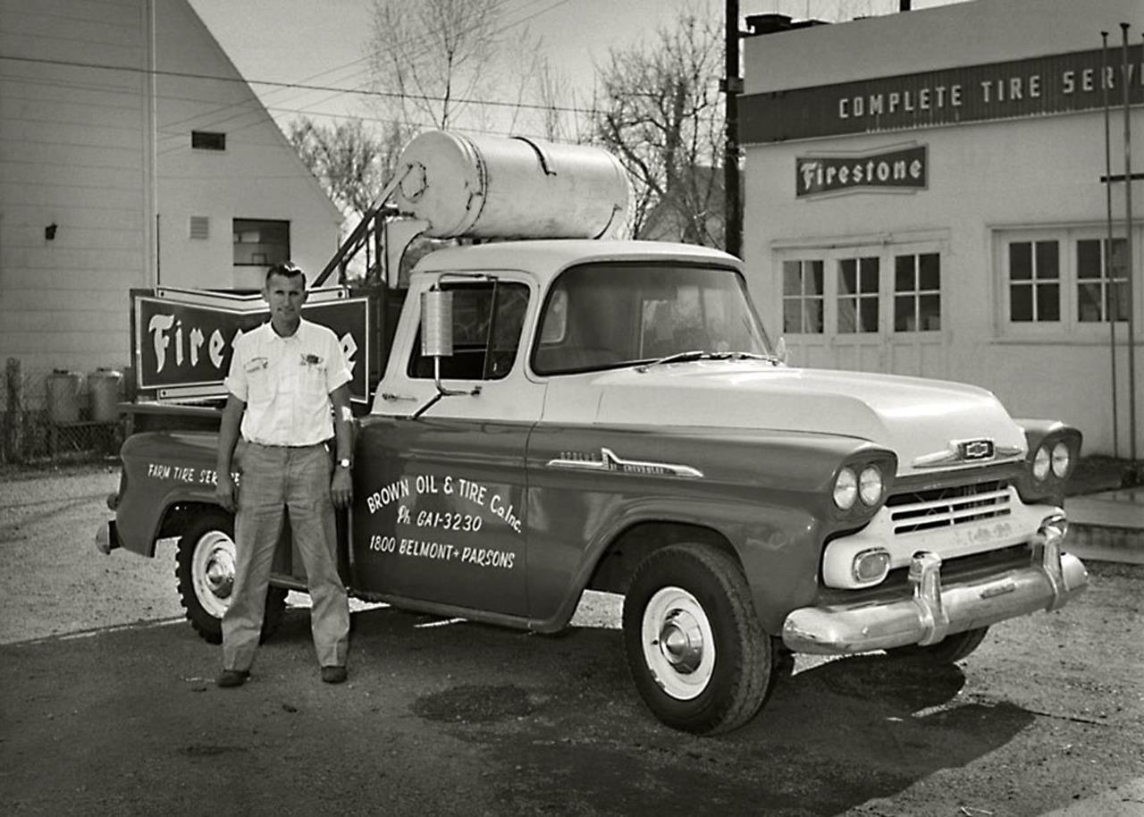 Vintage Photo 1950's Oil & Tire Service Truck , Chevy Photo