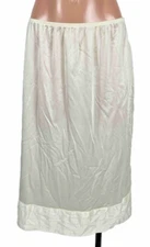 Sans Souci 1970’s Ivory Half Slip Womens Lingerie– Wide Embroidered Band PLUS 1X