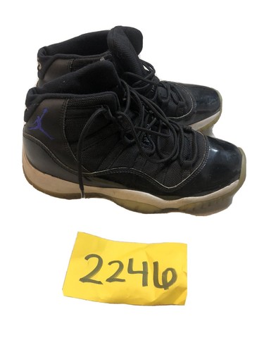 jordan 11 space jam size 4.5