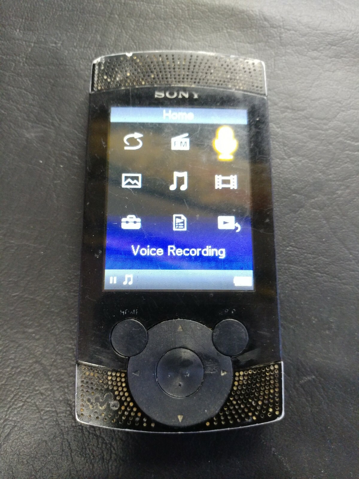 Sony NWZS544 8GB Walkman MP3 Digital Media Player, FOR PARTS SEE