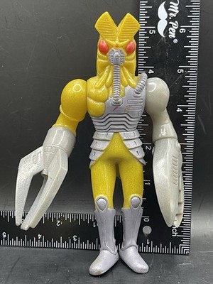 Bandai 1992 Ultraman Kaiju Mecha Baltan Monster Vinyl Figure