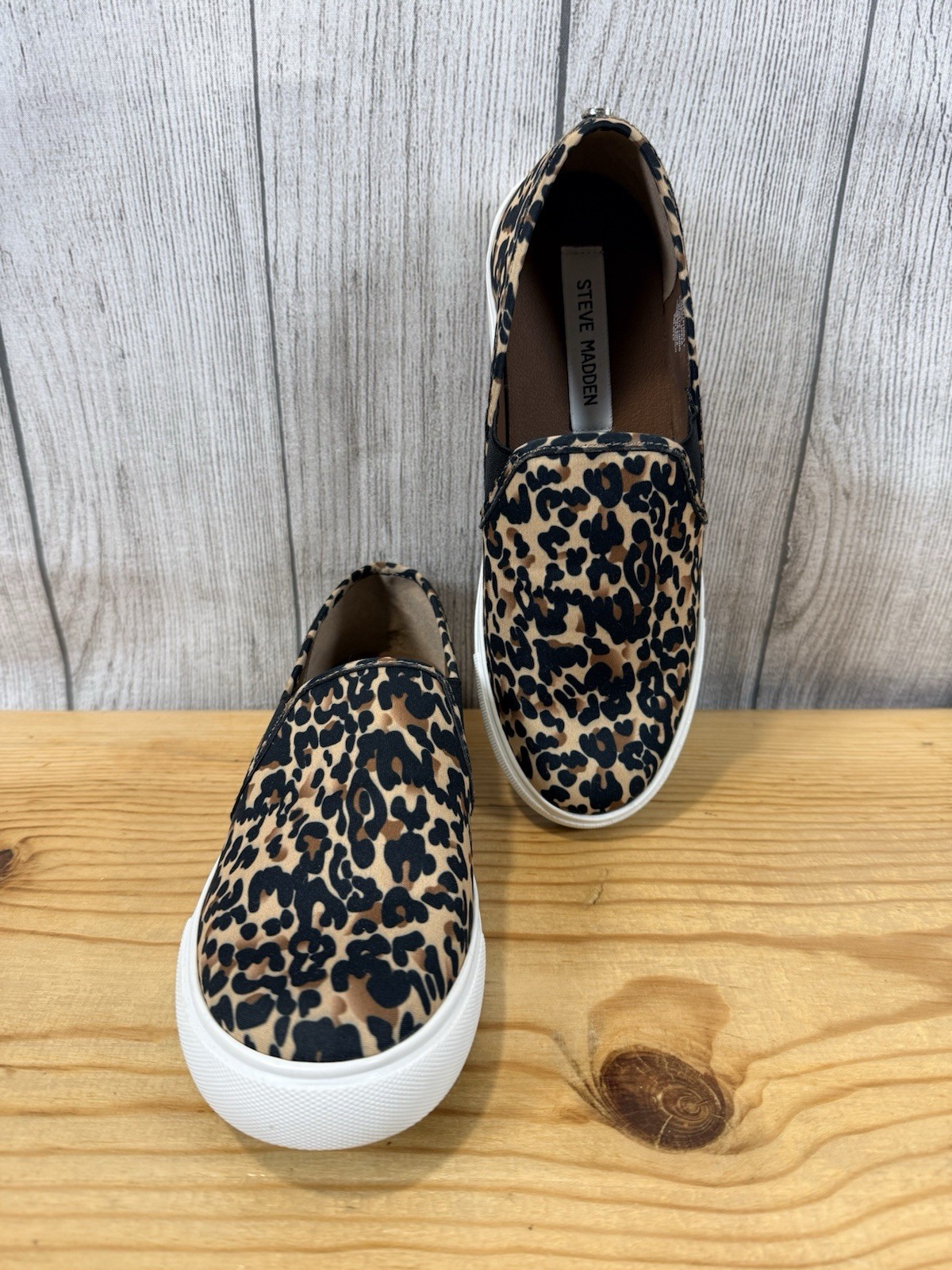 Steve Madden leopard print symba slip on shoe Size 7