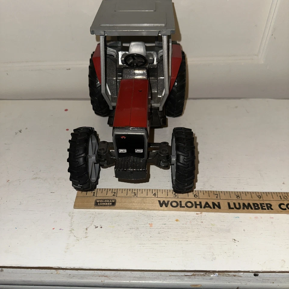 Tractor Massey Ferguson 3650 MFWD  Foto 4 de 4