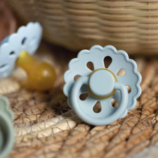 Tétines bébés caoutchouc naturel sucette latex naturel. Plusieurs couleurs