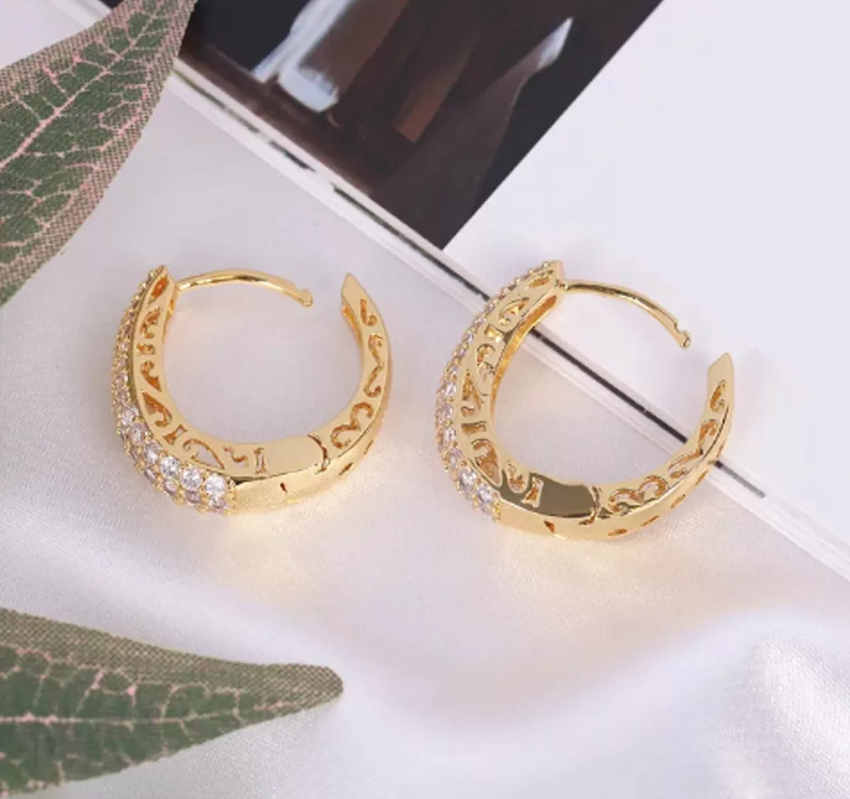 Nov e deals line jewelry company